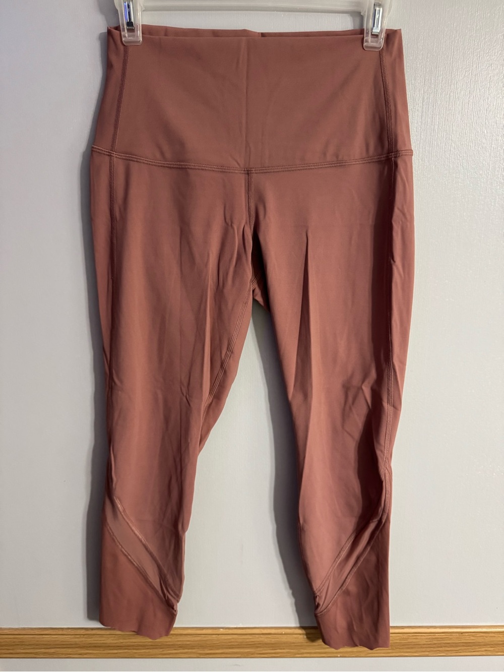 Lululemon Athletica Activewear Leggings in Dusty Mauve Size 8